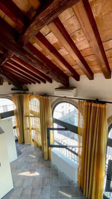 Altana - Loft Sulla Citta Apartamento Parma Exterior foto